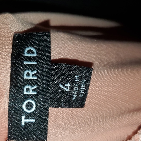 Torrid lace blouse - Picture 4 of 4